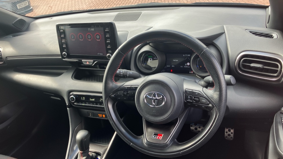 Toyota Yaris 1.5 Hybrid GR Sport 5dr CVT Hybrid Hatchback - Image 7
