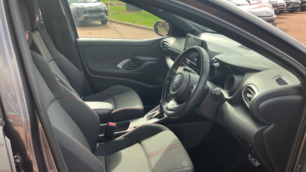 Toyota Yaris 1.5 Hybrid GR Sport 5dr CVT Hybrid Hatchback - Image 12