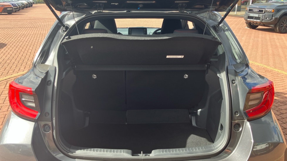 Toyota Yaris 1.5 Hybrid GR Sport 5dr CVT Hybrid Hatchback - Image 13