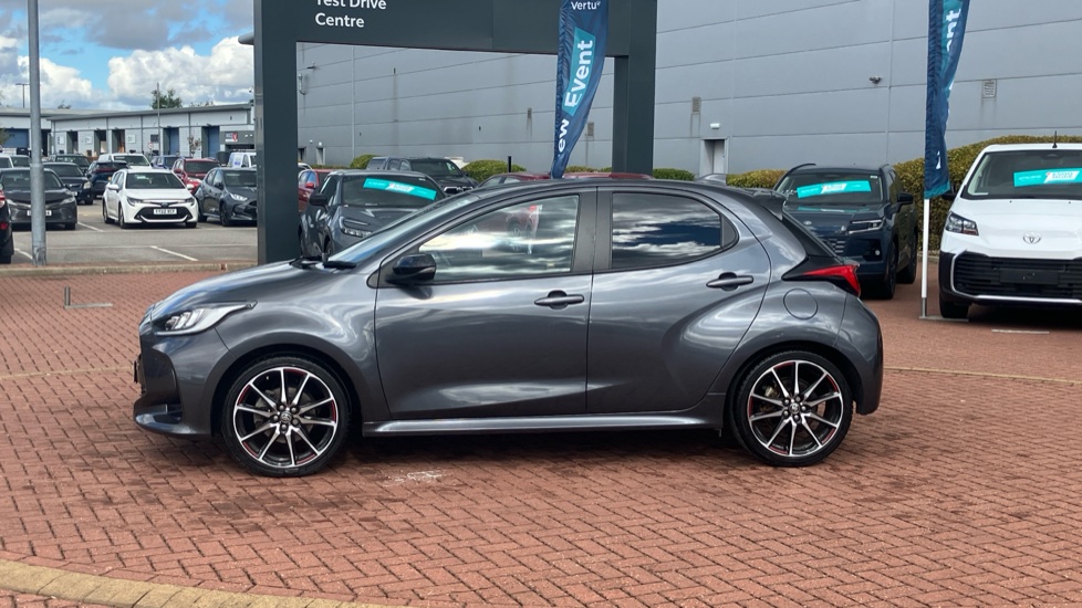 Toyota Yaris 1.5 Hybrid GR Sport 5dr CVT Hybrid Hatchback - Image 24