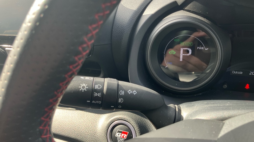 Toyota Yaris 1.5 Hybrid GR Sport 5dr CVT Hybrid Hatchback - Image 31