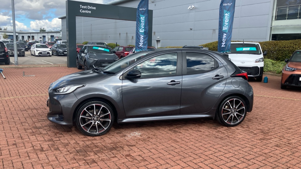 Toyota Yaris 1.5 Hybrid GR Sport 5dr CVT Hybrid Hatchback - Image 48