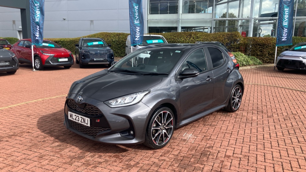 Toyota Yaris 1.5 Hybrid GR Sport 5dr CVT Hybrid Hatchback - Image 49