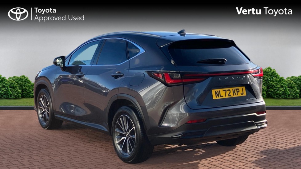 Lexus NX 450h+ 2.5 5dr E-CVT [Premium Pack] Estate - Image 4