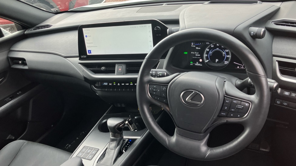Lexus UX 250h 2.0 Takumi 5dr CVT Hybrid Hatchback - Image 6