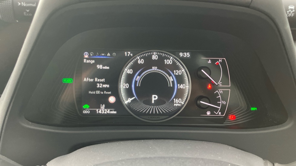 Lexus UX 250h 2.0 Takumi 5dr CVT Hybrid Hatchback - Image 11