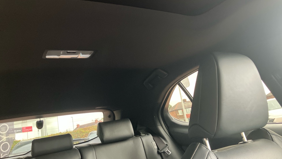 Lexus UX 250h 2.0 Takumi 5dr CVT Hybrid Hatchback - Image 19