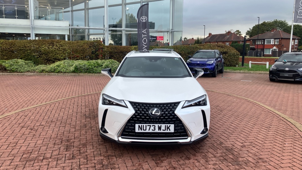 Lexus UX 250h 2.0 Takumi 5dr CVT Hybrid Hatchback - Image 45
