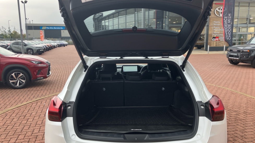 Lexus UX 250h 2.0 Takumi 5dr CVT Hybrid Hatchback - Image 59