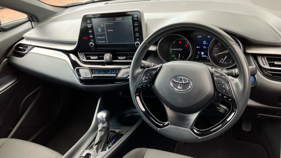 Toyota C-HR 1.8 Hybrid Icon 5dr CVT Hybrid Hatchback - Image 6