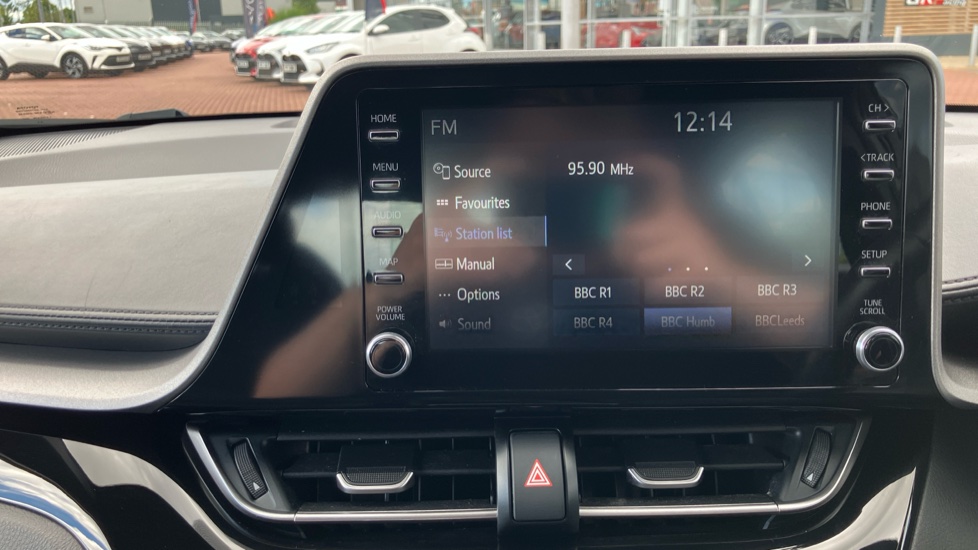 Toyota C-HR 1.8 Hybrid Icon 5dr CVT Hybrid Hatchback - Image 41