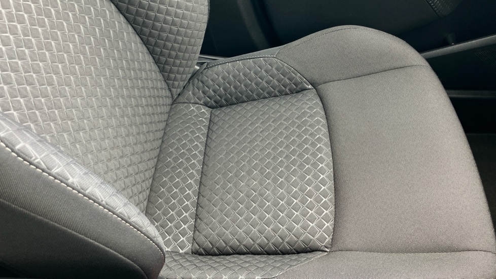 Toyota C-HR 1.8 Hybrid Icon 5dr CVT Hybrid Hatchback - Image 62