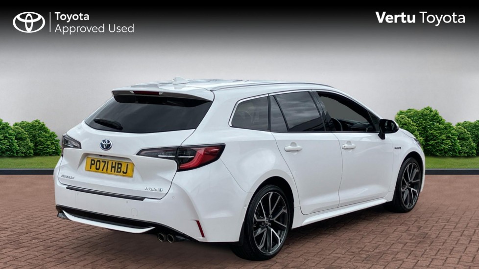 Toyota Corolla 2.0 VVT-i Hybrid Excel 5dr CVT Hybrid Estate - Image 2