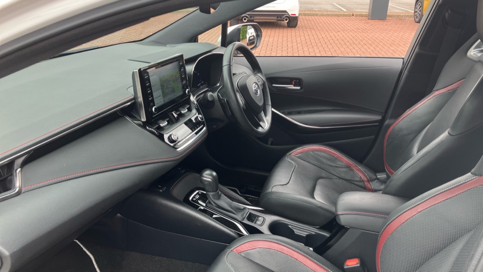 Toyota Corolla 2.0 VVT-i Hybrid Excel 5dr CVT Hybrid Estate - Image 5