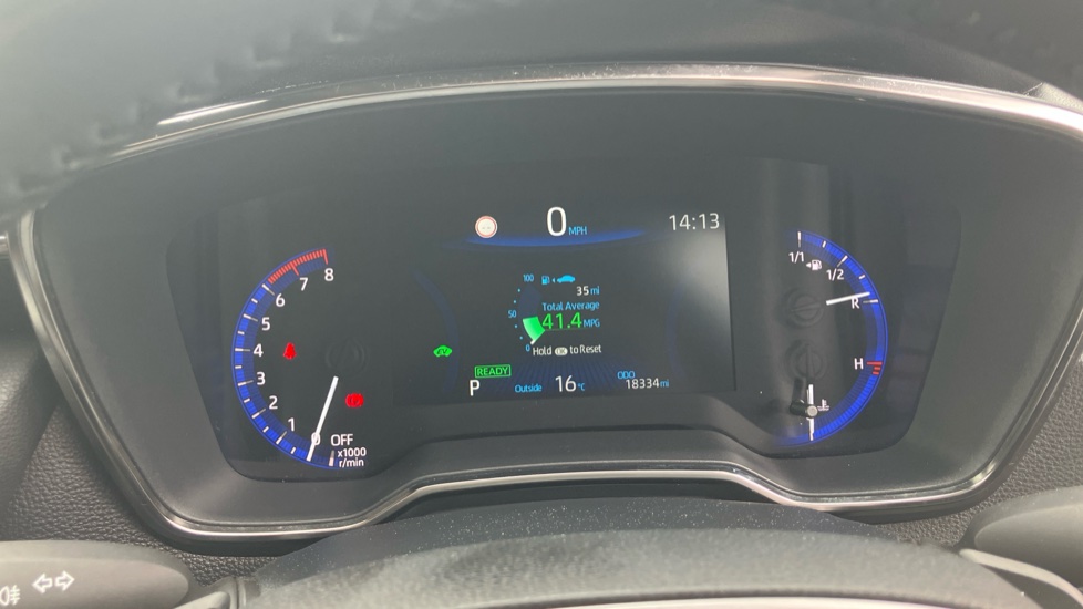 Toyota Corolla 2.0 VVT-i Hybrid Excel 5dr CVT Hybrid Estate - Image 11