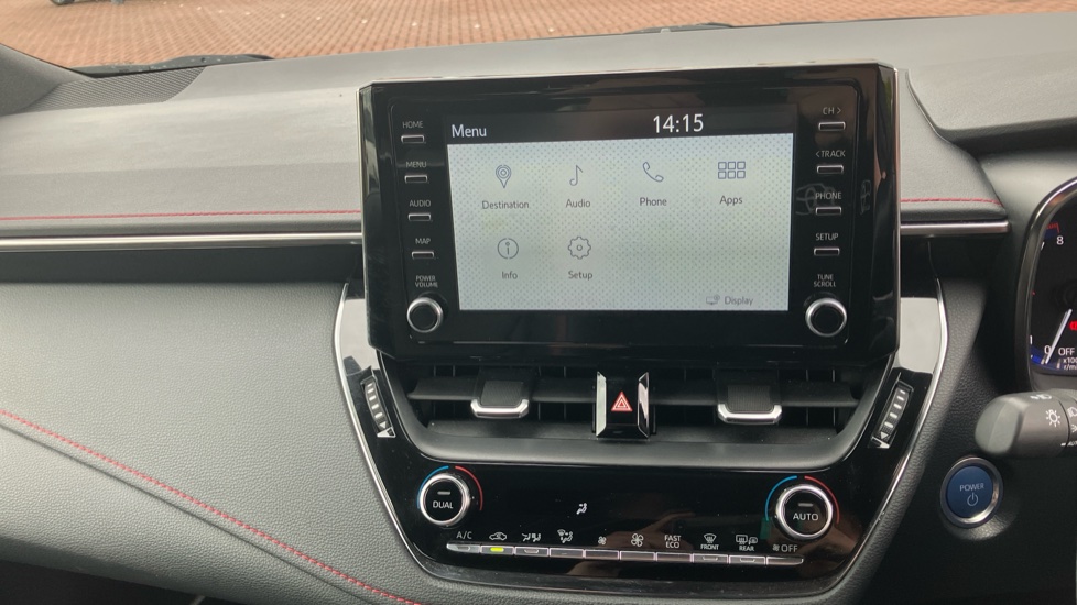 Toyota Corolla 2.0 VVT-i Hybrid Excel 5dr CVT Hybrid Estate - Image 39