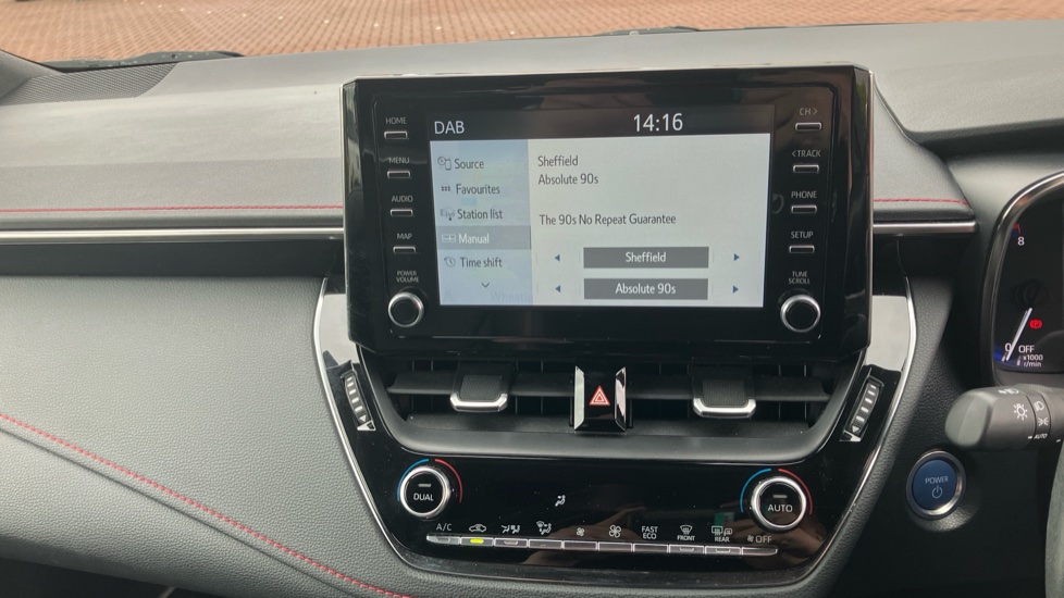 Toyota Corolla 2.0 VVT-i Hybrid Excel 5dr CVT Hybrid Estate - Image 40