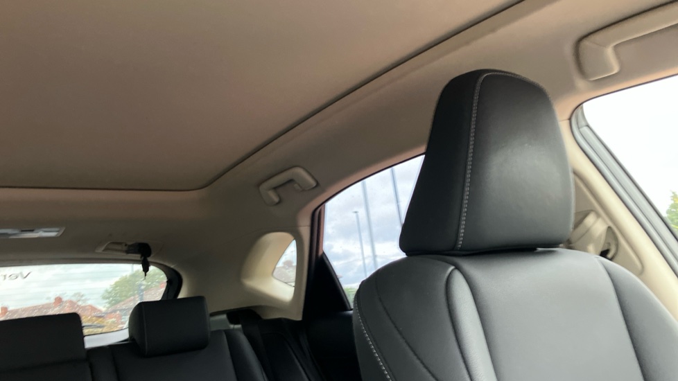 Lexus NX 300h 2.5 5dr CVT [8 Inch Nav] Hybrid Estate - Image 19