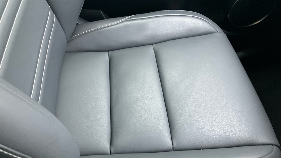 Lexus NX 300h 2.5 5dr CVT [8 Inch Nav] Hybrid Estate - Image 27