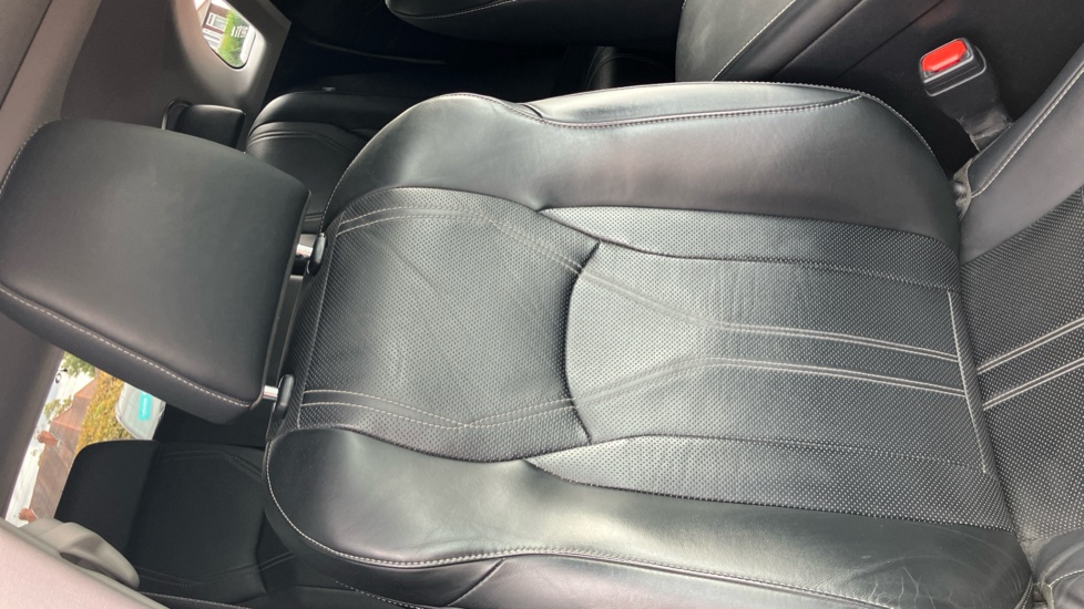Lexus RX 450h 3.5 Takumi 5dr CVT Hybrid Estate - Image 14