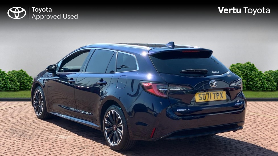 Toyota Corolla 1.8 VVT-i Hybrid GR Sport 5dr CVT Hybrid Estate - Image 4