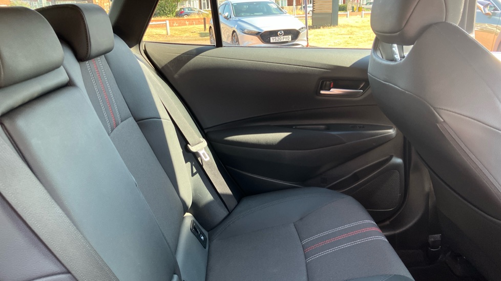Toyota Corolla 1.8 VVT-i Hybrid GR Sport 5dr CVT Hybrid Estate - Image 8