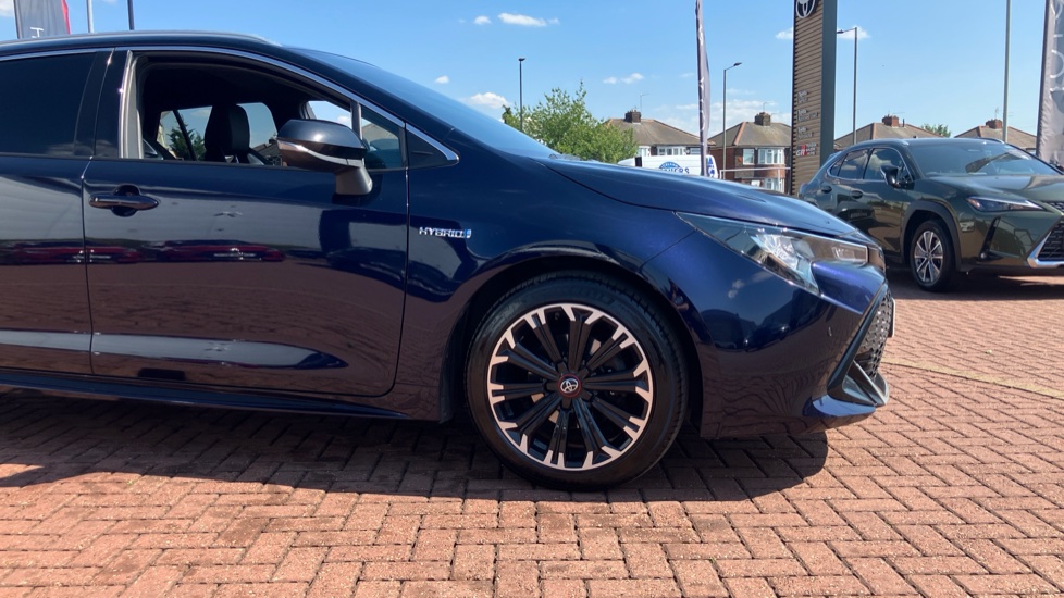 Toyota Corolla 1.8 VVT-i Hybrid GR Sport 5dr CVT Hybrid Estate - Image 25