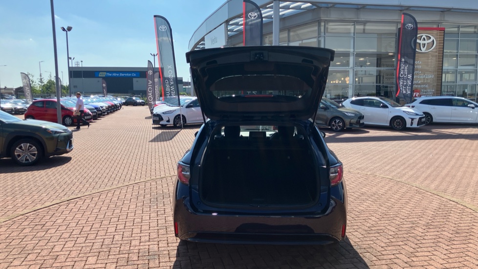 Toyota Corolla 1.8 VVT-i Hybrid GR Sport 5dr CVT Hybrid Estate - Image 47