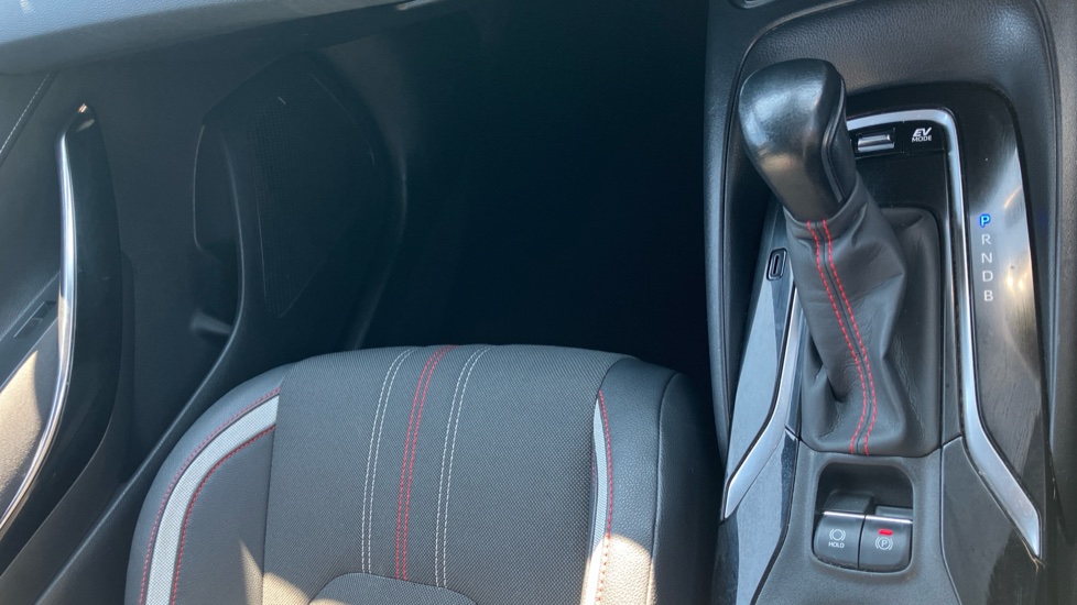 Toyota Corolla 1.8 VVT-i Hybrid GR Sport 5dr CVT Hybrid Estate - Image 58