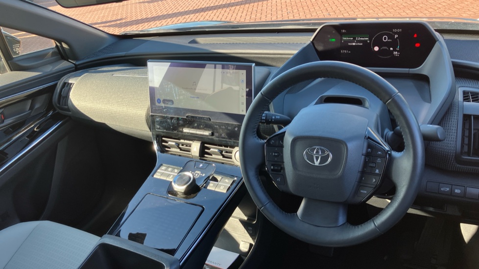 Toyota bZ4X 150kW Vision 71.4kWh 5dr Auto Electric Hatchback - Image 6