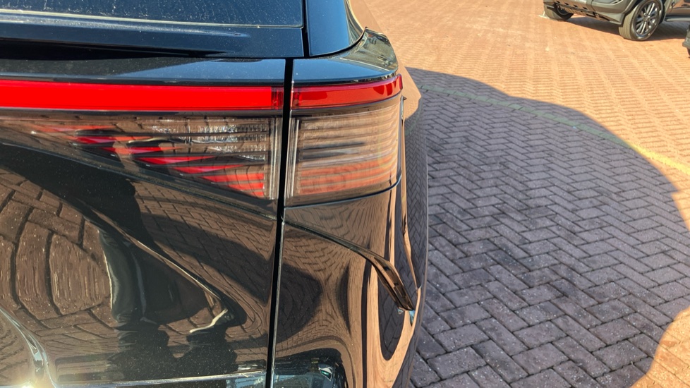 Toyota bZ4X 150kW Vision 71.4kWh 5dr Auto Electric Hatchback - Image 21