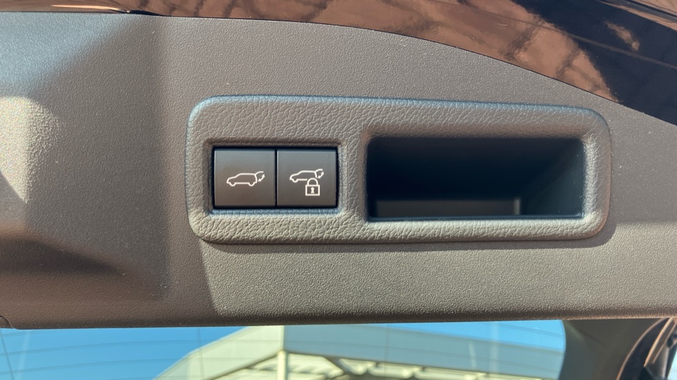 Toyota bZ4X 150kW Vision 71.4kWh 5dr Auto Electric Hatchback - Image 56