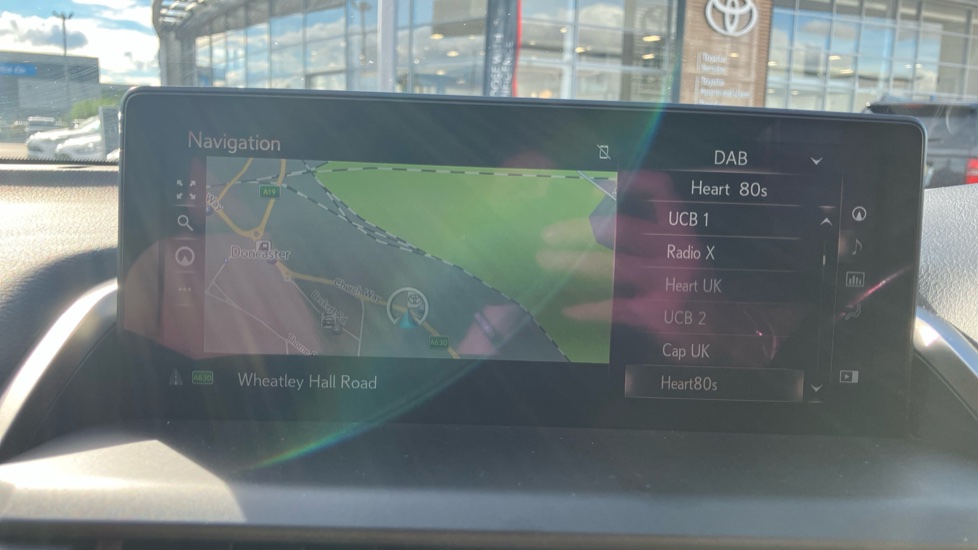 Lexus NX 300h 2.5 Takumi 5dr CVT [Pan roof] Hybrid Estate - Image 9