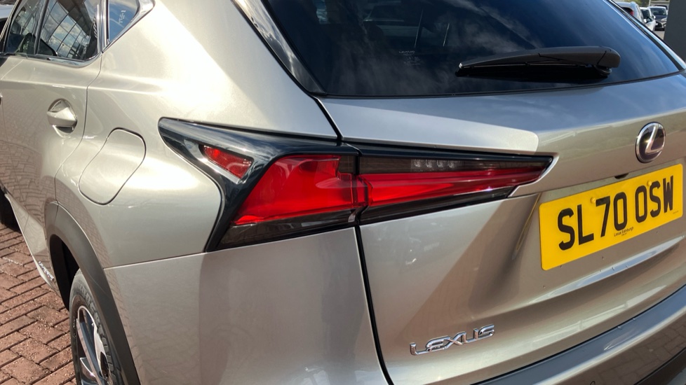 Lexus NX 300h 2.5 Takumi 5dr CVT [Pan roof] Hybrid Estate - Image 21
