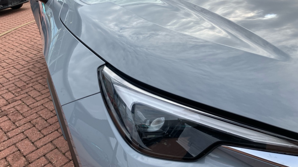 Lexus LBX 1.5 Premium Plus 5dr E-CVT Hybrid Hatchback - Image 20