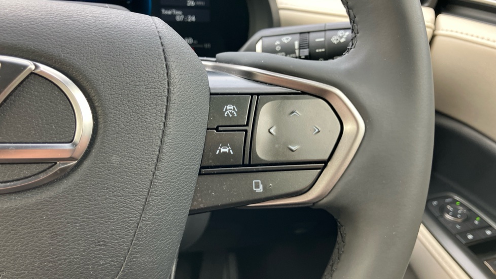 Lexus LBX 1.5 Premium Plus 5dr E-CVT Hybrid Hatchback - Image 29