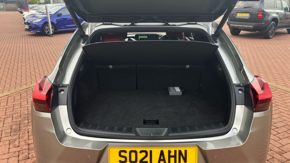 Lexus UX 250h 2.0 F-Sport 5dr CVT [Nav] Hybrid Hatchback - Image 13