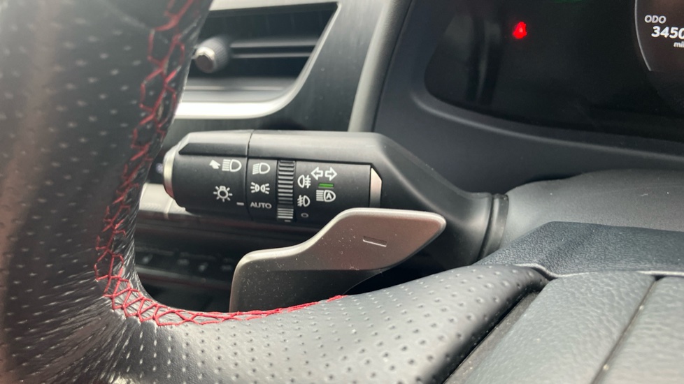 Lexus UX 250h 2.0 F-Sport 5dr CVT [Nav] Hybrid Hatchback - Image 32