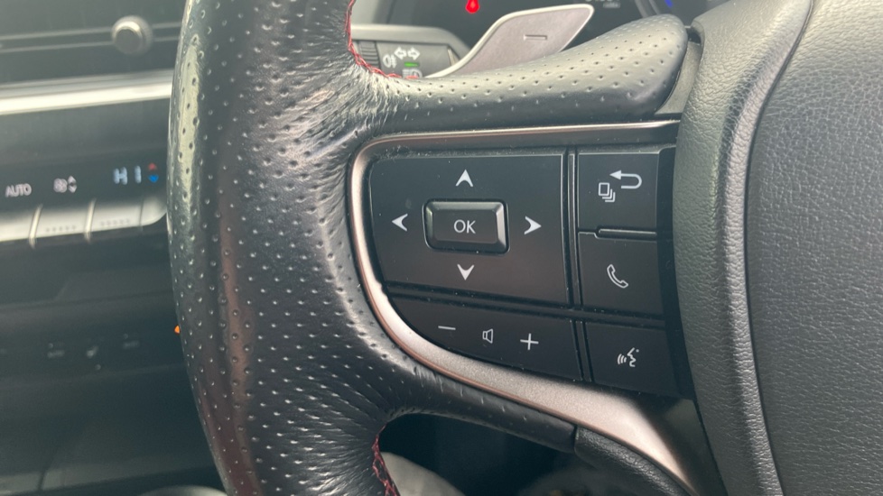 Lexus UX 250h 2.0 F-Sport 5dr CVT [Nav] Hybrid Hatchback - Image 37