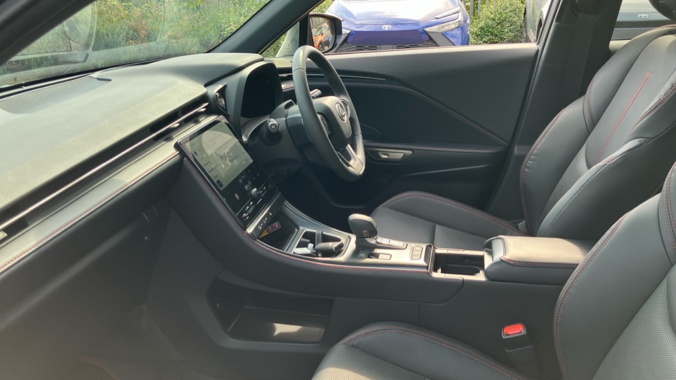Lexus LBX 1.5 Premium Plus 5dr E-CVT Hybrid Hatchback - Image 5