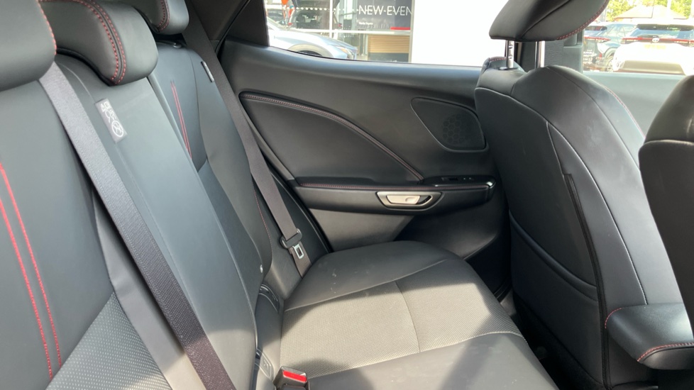 Lexus LBX 1.5 Premium Plus 5dr E-CVT Hybrid Hatchback - Image 8
