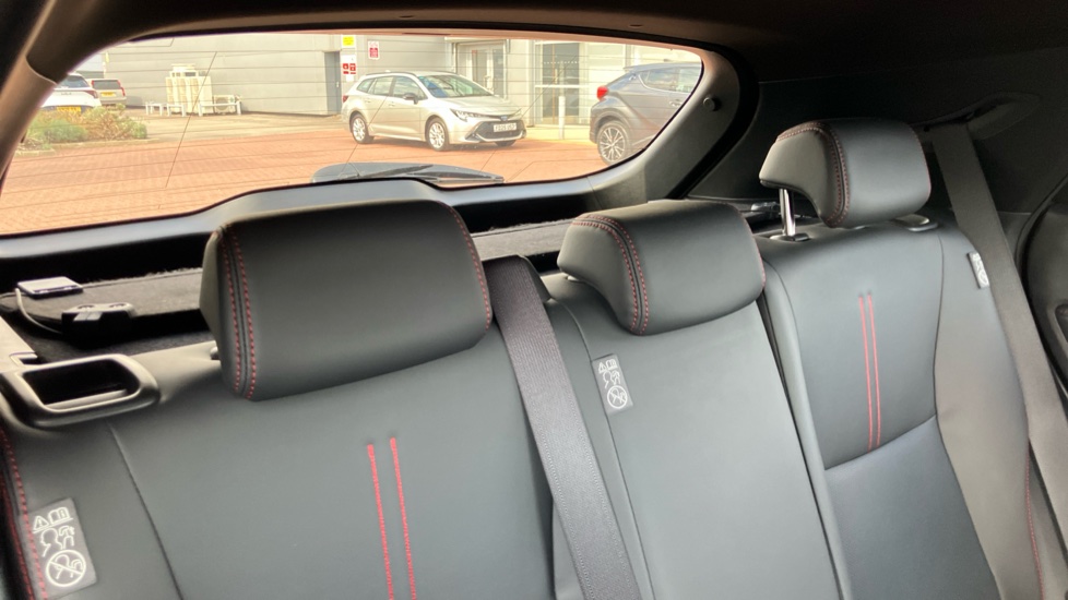 Lexus LBX 1.5 Premium Plus 5dr E-CVT Hybrid Hatchback - Image 35