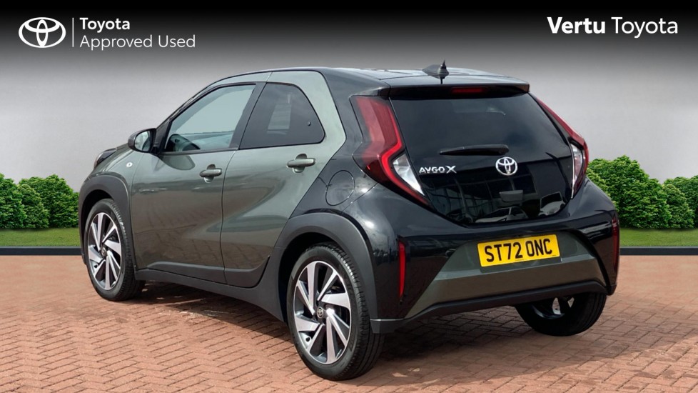 Toyota Aygo X 1.0 VVT-i Edge 5dr Auto Petrol Hatchback - Image 4