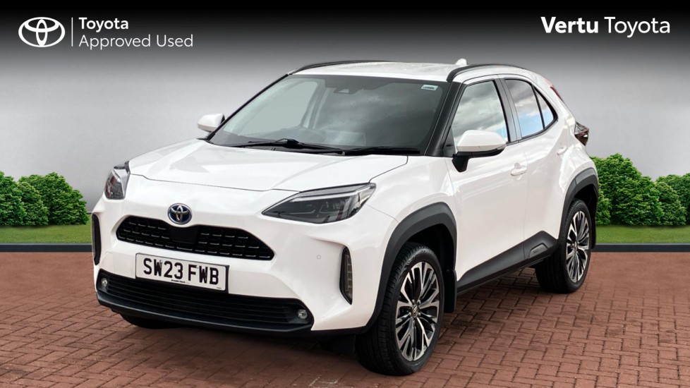 Toyota Yaris Cross 1.5 Hybrid Excel 5dr CVT Hybrid Estate - Image 3