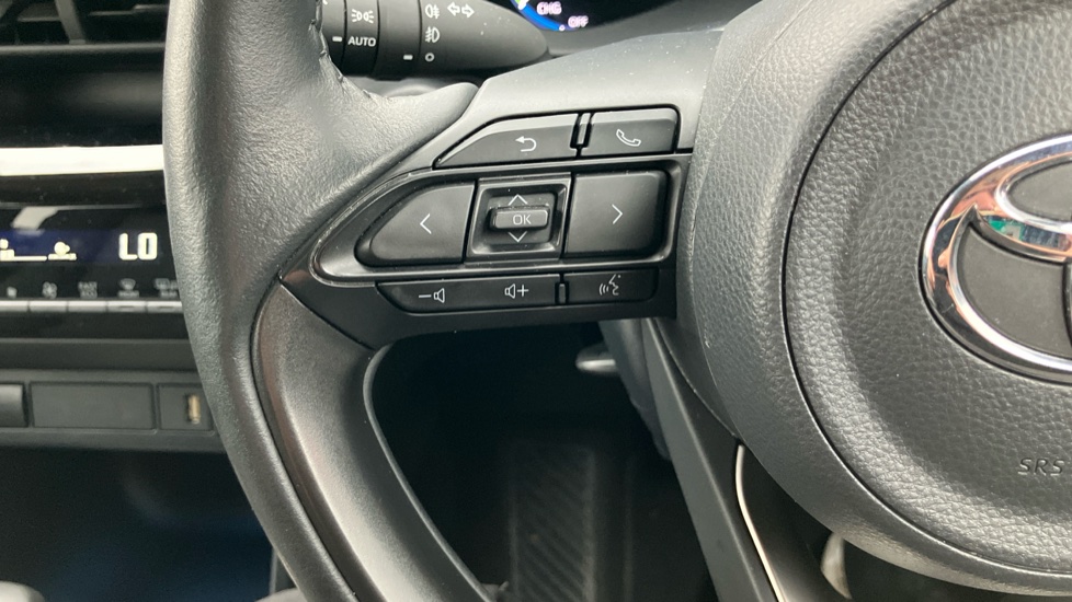 Toyota Yaris Cross 1.5 Hybrid Excel 5dr CVT Hybrid Estate - Image 34