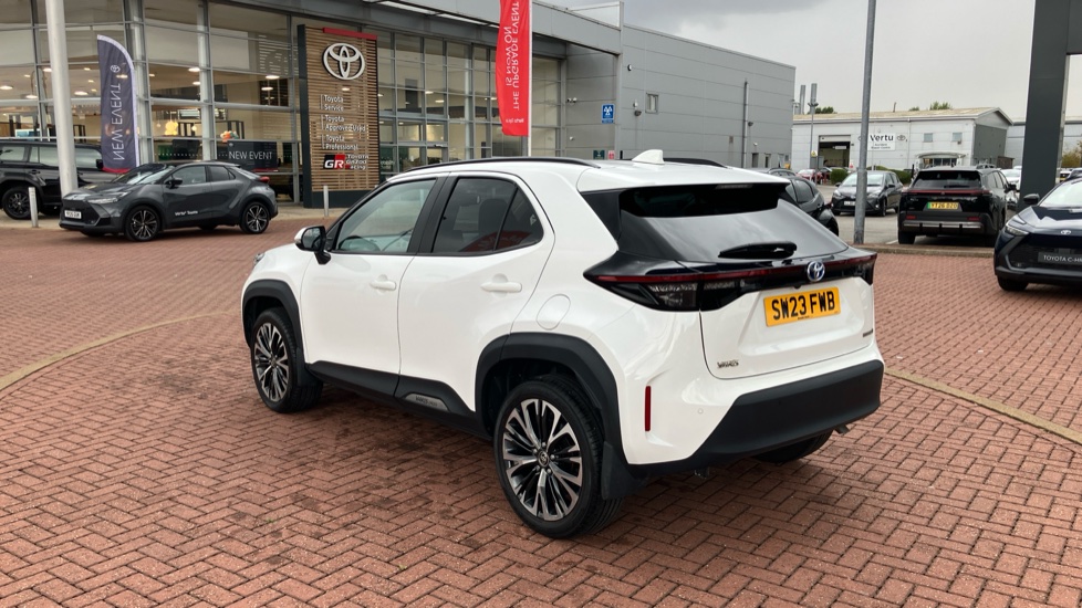 Toyota Yaris Cross 1.5 Hybrid Excel 5dr CVT Hybrid Estate - Image 46