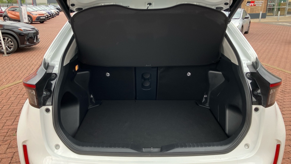 Toyota Yaris Cross 1.5 Hybrid Excel 5dr CVT Hybrid Estate - Image 52