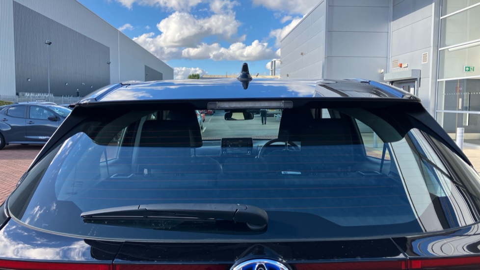 Toyota Yaris Cross 1.5 Hybrid Icon 5dr CVT Hybrid Estate - Image 37
