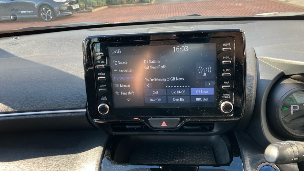 Toyota Yaris Cross 1.5 Hybrid Icon 5dr CVT Hybrid Estate - Image 41