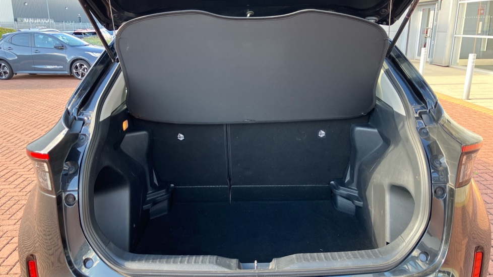 Toyota Yaris Cross 1.5 Hybrid Icon 5dr CVT Hybrid Estate - Image 53